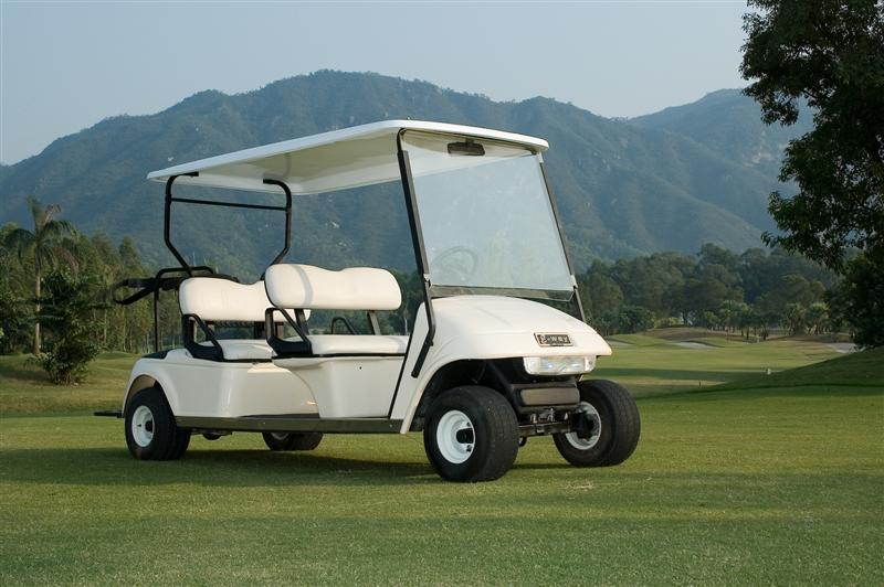 供应四座高尔夫球车